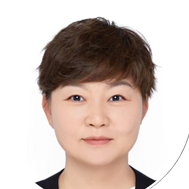 Portrait of Chenli Wang